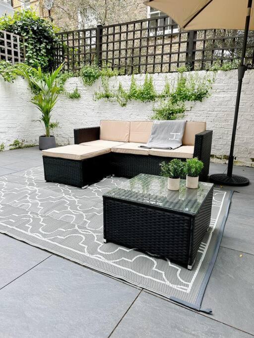 Londwell, Luxe And Leaves, Chelsea Flat With Private Garden Apartment Londra Exterior foto